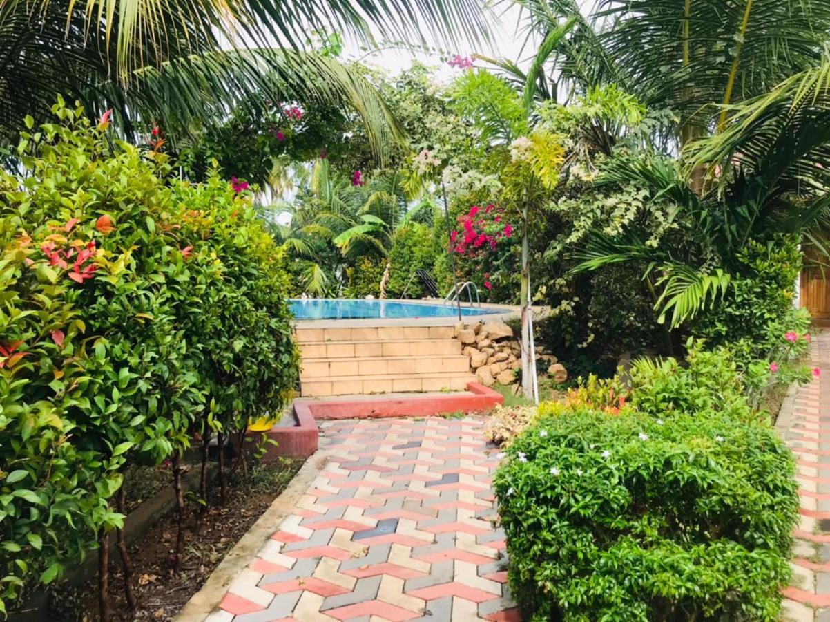 Hotel Italian Guest à Trincomalee Extérieur photo
