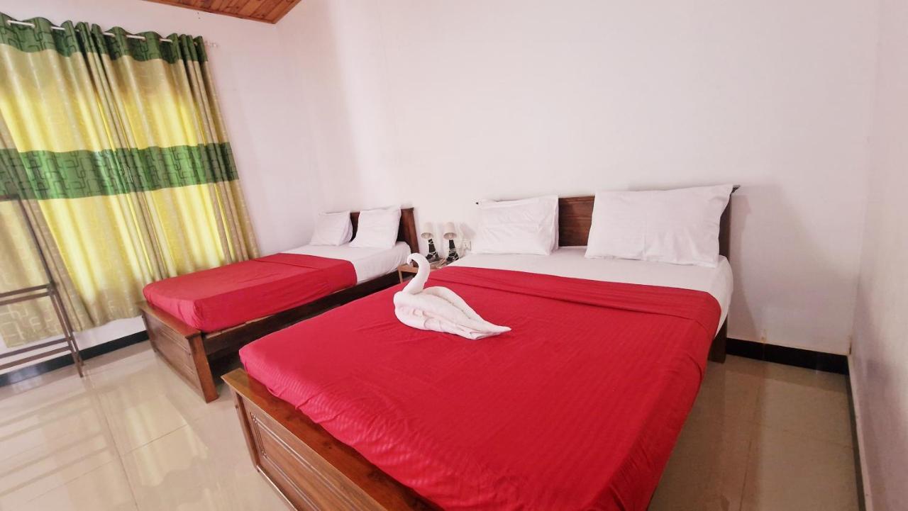 Hotel Italian Guest à Trincomalee Extérieur photo