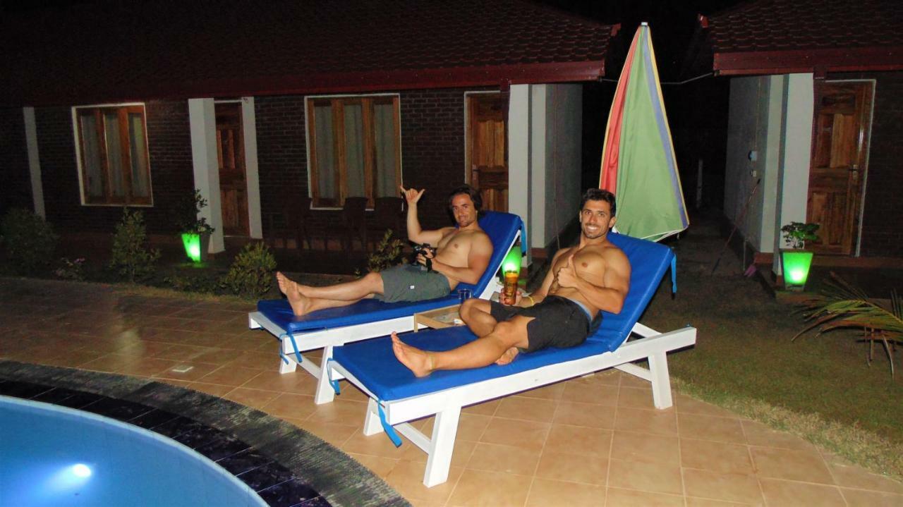 Hotel Italian Guest à Trincomalee Extérieur photo